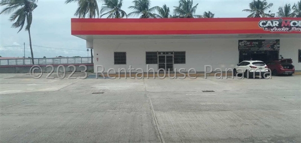 Las Tablas Las Tablas Los Santos, 06001 | Commercial Space for Rent on Main Road