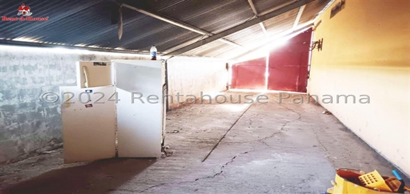 Santa Ana Las Tablas Los Santos, 06050 | Commercial Space