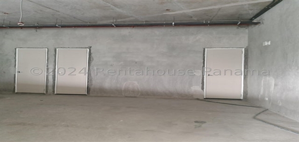 101 S. San Francisco St Flagstaff Arizona, 86001 | Bar/Restaurant Business Asset