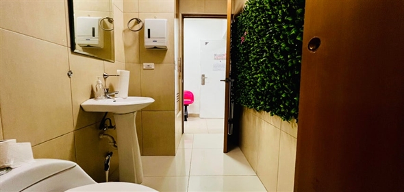 Bellavista Panama City Panamá Province, 07096 | Modern Office for Sale with Park View