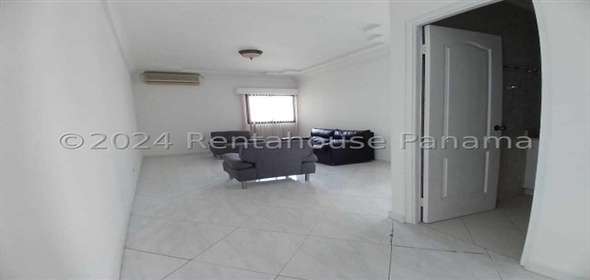 Avenida Balboa Panama City Panamá Province, 07127 | Sophisticated Apartment