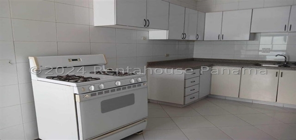 Avenida Balboa Panama City Panamá Province, 07127 | Sophisticated Apartment