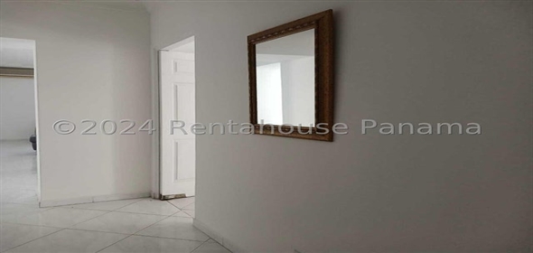 Avenida Balboa Panama City Panamá Province, 07127 | Sophisticated Apartment