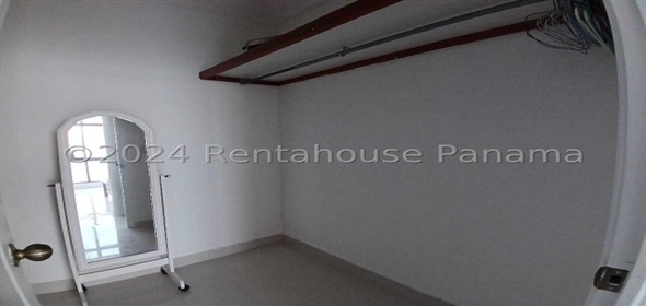 Avenida Balboa Panama City Panamá Province, 07127 | Sophisticated Apartment