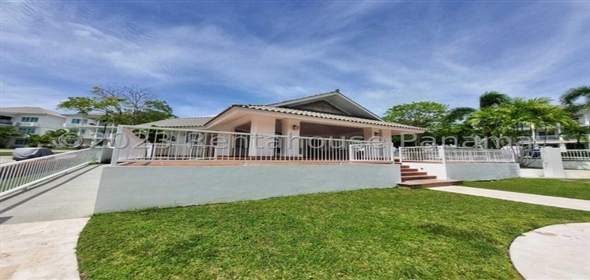 Playa Blanca Aguadulce Cocle, 02007 | Beachfront Apartment in Bijao Beach & Resort