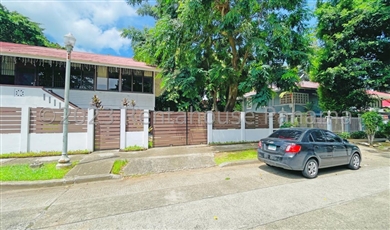 Spectacular Single Family Home