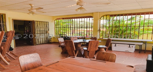 Carretera Rio Grande, Penonome Penonome Cocle, 02017 | Exclusive Villa - Espectacular Villa en Cocle