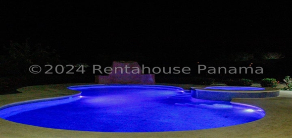 Carretera Rio Grande, Penonome Penonome Cocle, 02017 | Exclusive Villa - Espectacular Villa en Cocle