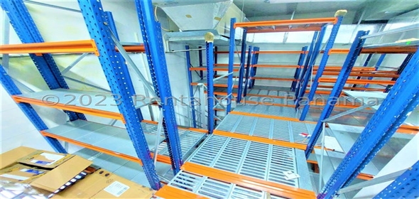 Albrook Mall Avenida La Amistad Pasillo Koala 63-O Panama City Panamá Province, 07116 | Commercial Space in Albrook Mall, Panamá