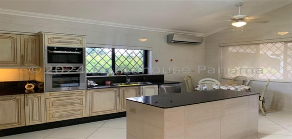 Club de Golf Avenida Camino de los Caballeros , Lote 104, Chame Panama City Panamá Province, 07150 | Stunning House _ Hermosa Casa en Chame