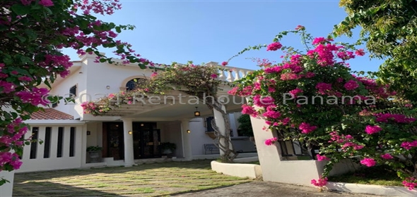 Club de Golf Avenida Camino de los Caballeros , Lote 104, Chame Panama City Panamá Province, 07150 | Stunning House _ Hermosa Casa en Chame