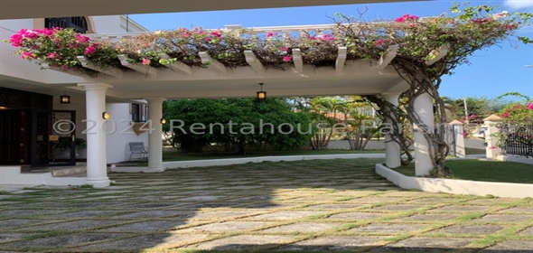 Club de Golf Avenida Camino de los Caballeros , Lote 104, Chame Panama City Panamá Province, 07150 | Stunning House _ Hermosa Casa en Chame