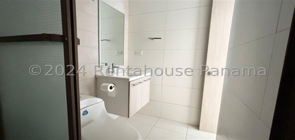 Torres Versalles II Avenida Costanera Torre 400 3C Panama City Panamá Province, 07127 | Incredible Apartment - Apartamento en Versalles