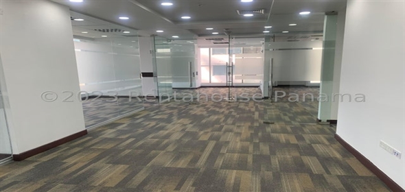 Address: Bicsa Financial Cent Avenida Balboa /Aquilino de la Guardia Piso 38 Oficina 38-10 / 11 Panama City Panamá Province, 07127 | Splendid Office - Oficina en Av Balboa