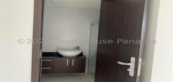 Parque industrial Las Americas,Pacora Panama City Panamá Province, 07105 | Warehouse for sale