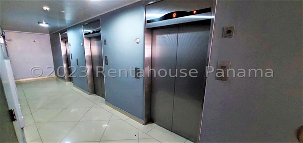 Riverside Calle 5ta 8G Panama City Panamá Province, 07110 | Luxury Apartment - Lujoso Apartamento en Parque Lefevre