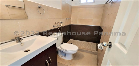 Torres de Toscana Avenida Milán Torre 3B 7H Panama City Panamá Province, 07127 | Convenient Apartment - Apartamento en Av Milán