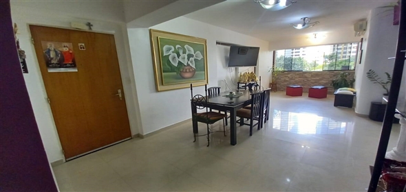 Res. Escalar, Las Chimeneas Valencia Carabobo, 2001 | Modern and Spacious Apartment - Apartamento en Las Chimeneas