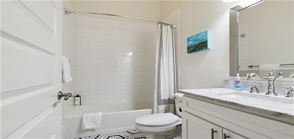 825 Villere Street New Orleans Louisiana, 70116 | Spectacular single family home