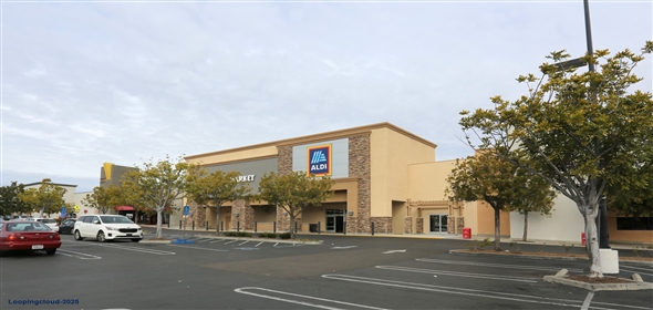 1750 University Dr Vista California, 92083 | Aldi Sublease - North County Square