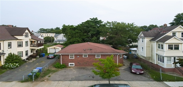 15-27 Bernard St Springfield Massachusetts, 01109 | Beautiful single family home