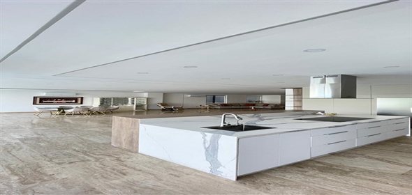 Terrazas del Country Valencia Carabobo, 2001 | Avant-Garde Two-Story Home - Quinta en Terrazas del Country