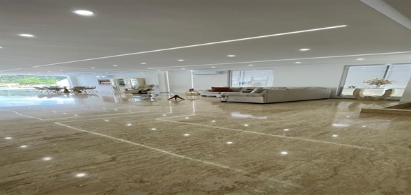 Terrazas del Country Valencia Carabobo, 2001 | Avant-Garde Two-Story Home - Quinta en Terrazas del Country