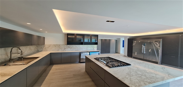 Altos de Guataparo Valencia Carabobo, 2001 | Exclusive BrandNew House - Casa Nueva en Altos de Guataparo