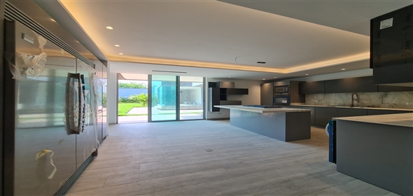 Altos de Guataparo Valencia Carabobo, 2001 | Exclusive BrandNew House - Casa Nueva en Altos de Guataparo