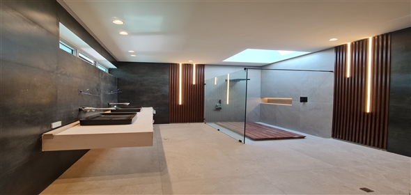 Altos de Guataparo Valencia Carabobo, 2001 | Exclusive BrandNew House - Casa Nueva en Altos de Guataparo