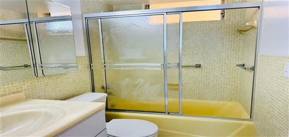 2930 Point East Dr # E512 Aventura Florida, 33160 | Exclusive Condo