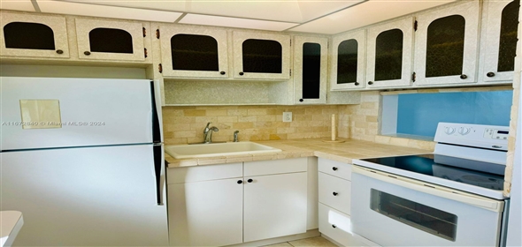 2930 Point East Dr # E512 Aventura Florida, 33160 | Exclusive Condo