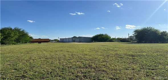 3911 W State Highway 107 Edinburg Texas, 78539 | Industrial Building