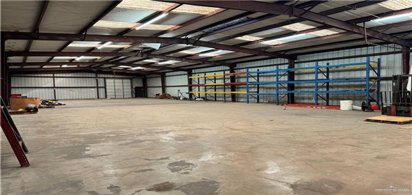 3911 W State Highway 107 Edinburg Texas, 78539 | Industrial Building
