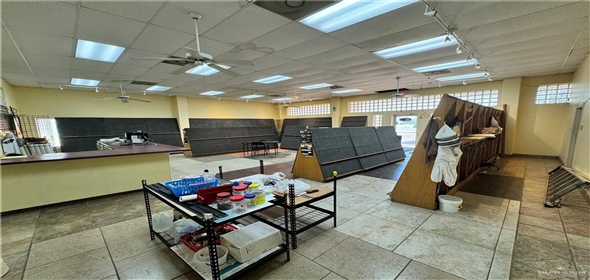 3911 W State Highway 107 Edinburg Texas, 78539 | Industrial Building