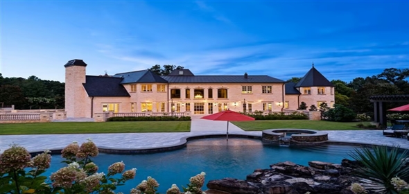 2551 Crow Valley Road NW Dalton Georgia, 30720 | Luxurious French Chateau Estate & Event Venue