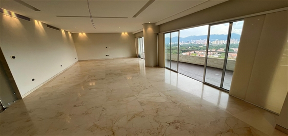 Casup0 Garden Valencia Carabobo, 2001 | Exclusive Apartment in Casupo Garden