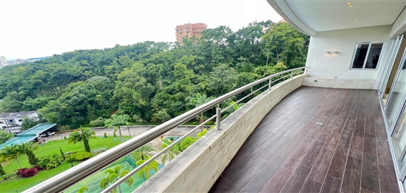 Casup0 Garden Valencia Carabobo, 2001 | Exclusive Apartment in Casupo Garden