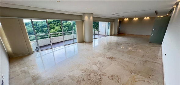 Casup0 Garden Valencia Carabobo, 2001 | Exclusive Apartment in Casupo Garden