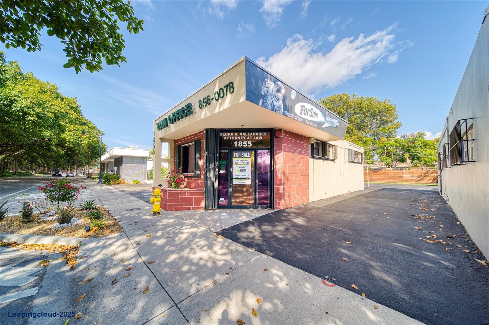 Office for Sale in Miami Florida 33145