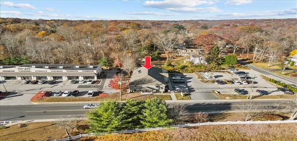 13 N Main St East Hampton Connecticut, 06424 | Exceptional 3-Unit Property with Expansion Potential