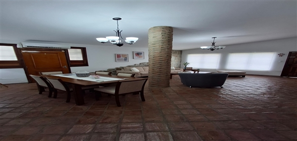 El Trigal Norte Valencia Carabobo, 2001 | Beautiful House - Quinta en El Trigal