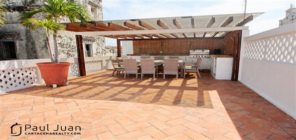 Tejadillo Street # 38-64.  Bolivar, 130001 | Majestic colonial ambiance apartment