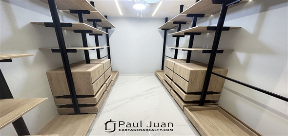 Piñango Avenue # 12-43.  Bolivar,  | Beautiful apartment in Castillogrande