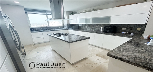 Miramar Avenue # 18-63.  Bolivar,  | Exclusive apartment in Manga