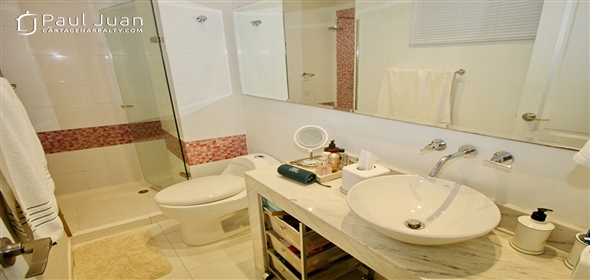 Corner of Piñango Avenue and 13th Avenue.  Bolivar, 130001 | Magnificent apartment