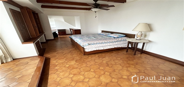 6th Avenue # 4-37.  Bolivar,  | Spacious Penthouse