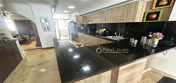 6th Street # 11-80.  Bolivar,  | Charming residential apartment