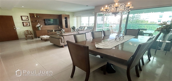 Corner of Piñango Avenue and 10th.  Bolivar, 130001 | Fabulous apartment