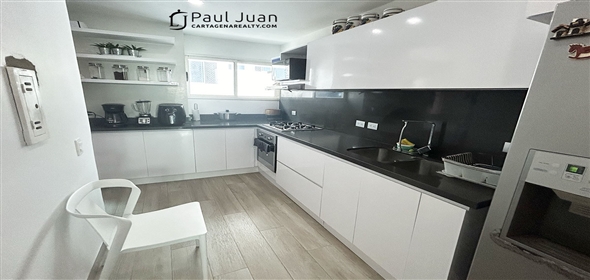 Corner of Piñango Avenue and 10th.  Bolivar, 130001 | Fabulous apartment